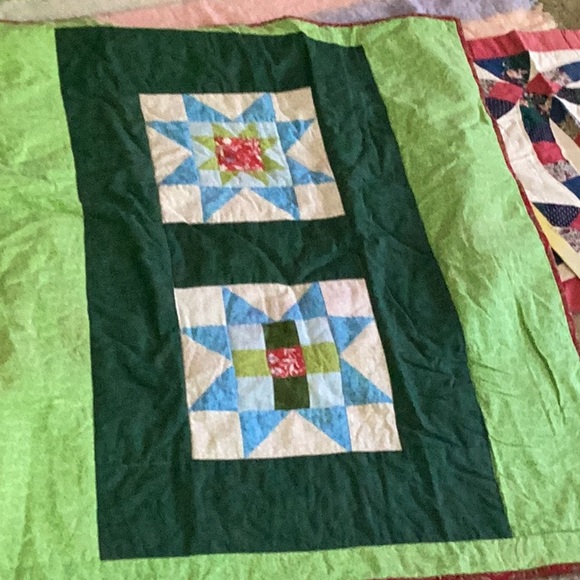 ⚜️ Handmade Lap Quilt or Wall Hanging Forest Green OOAK  🪶 - Picture 3 of 16